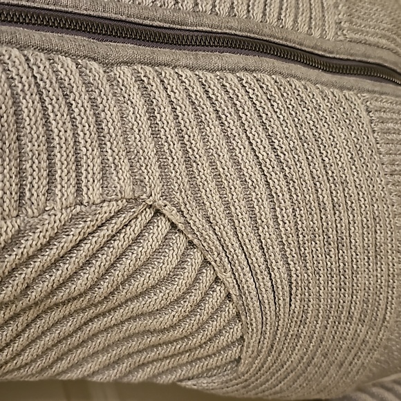 388. Lululemon Embrace Hoodie - Picture 3 of 12